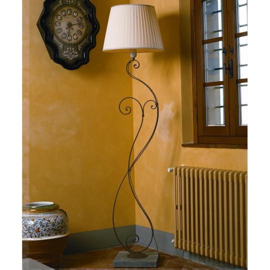 klasszikus rez allolampa ko talapzat bezs ernyos nappali mediterran kezzel festett keramia patinazott rez lampa provansz toscana firenze.jpg